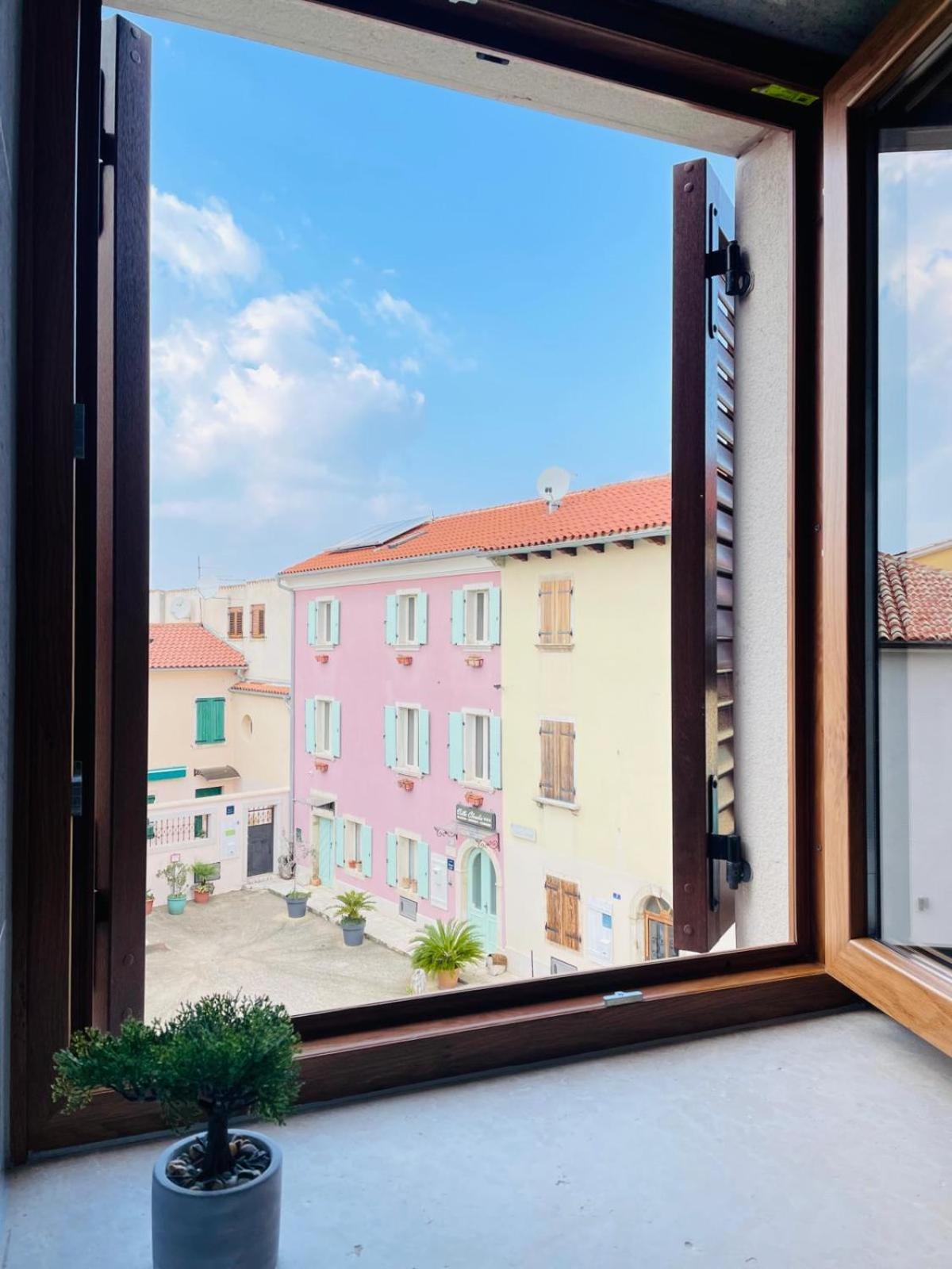 Fazana City Rooms With Free Parking Εξωτερικό φωτογραφία