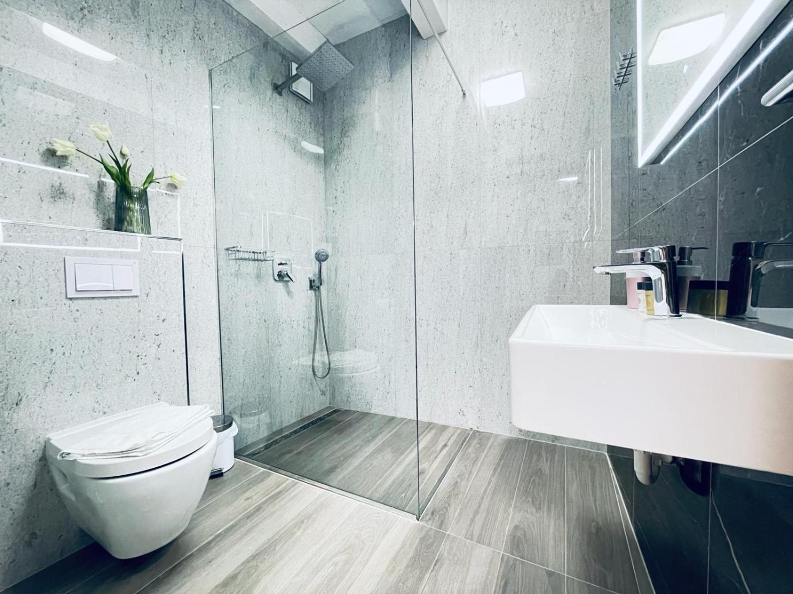 Fazana City Rooms With Free Parking Εξωτερικό φωτογραφία